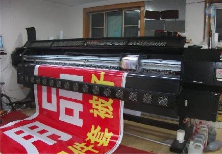 张家港喷绘广告分辨率是多少？